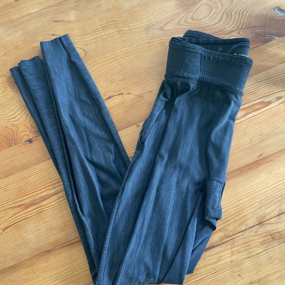 Outdoor Voices Navy Pocket and Leggings